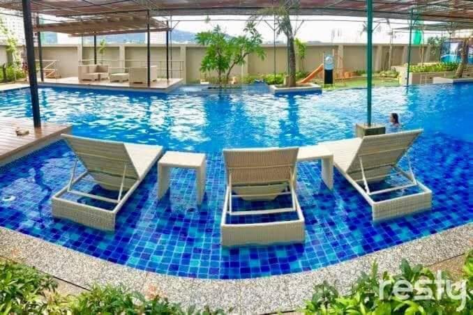 Horizon 101 A4 Near Robinson Mall Free Pool Wifi Cebu Zewnętrze zdjęcie